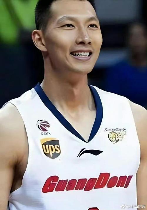易建联在cba的年薪是多少，易建联在cba年薪多少2019